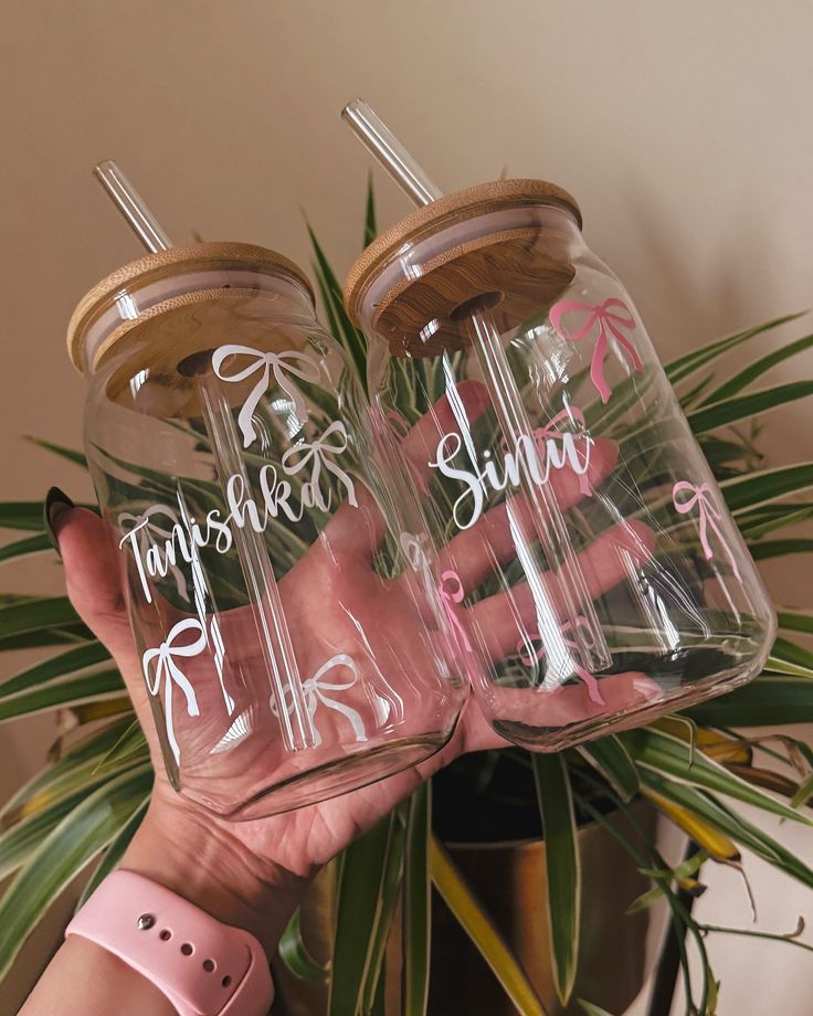 The Coquette Duo Gift Set – Personalized Pink Bow Glass Cans (Set of 2)