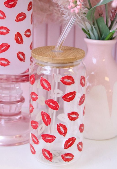 Love Kiss Glass Can